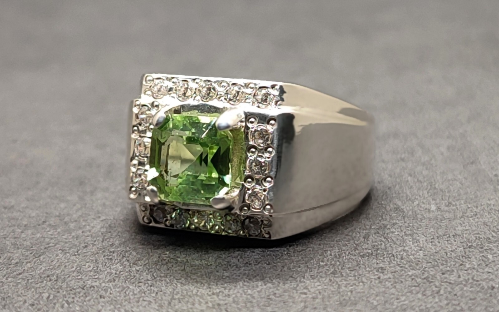 Natural 3 Carat Kohistani Eye Clean Green Peridot 925 Silver Handmade Women Ring