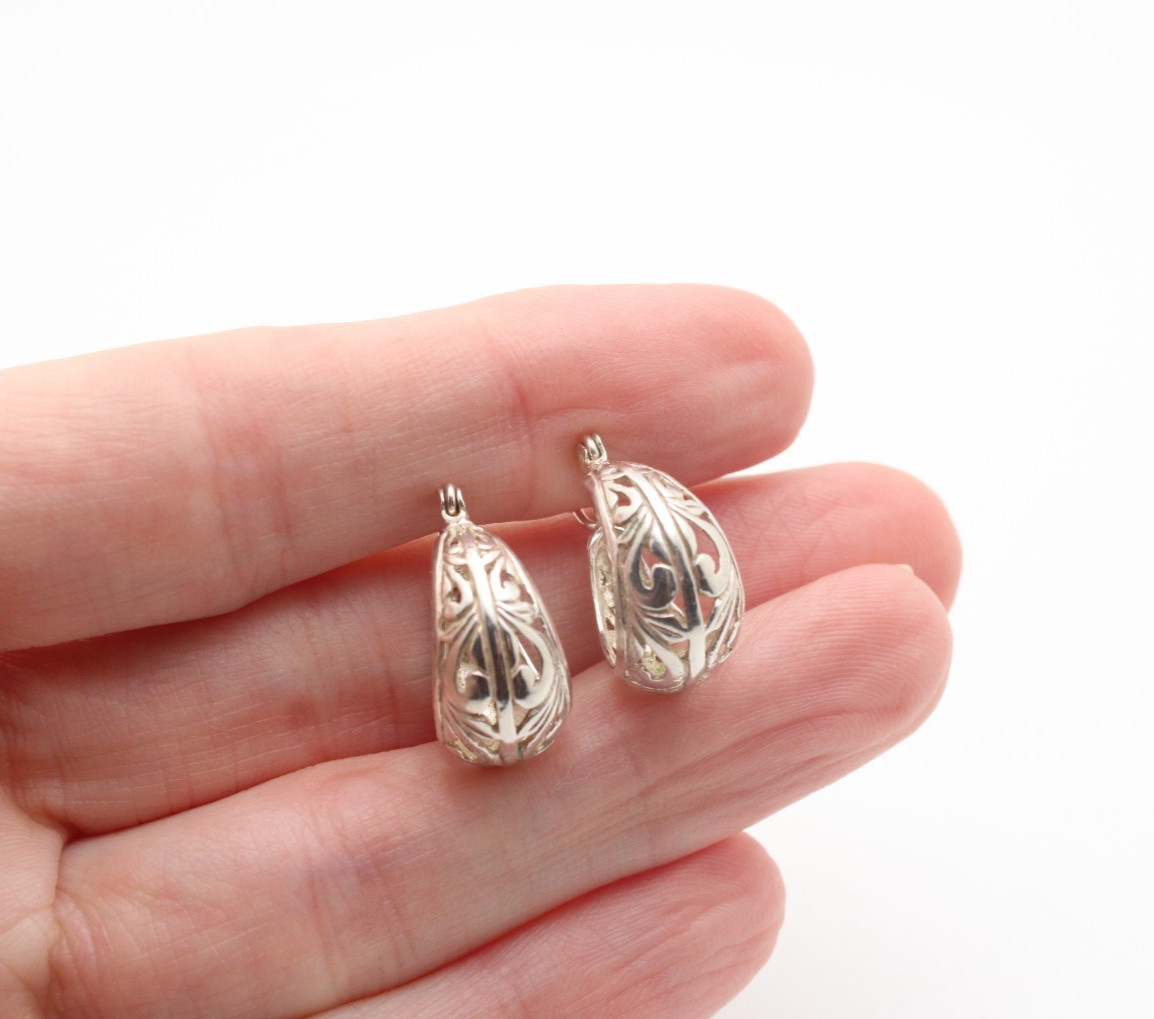 925 Sterling Silver Filigree Narrow to Wide 9.75mm Hoop Earrings .75 In Drop