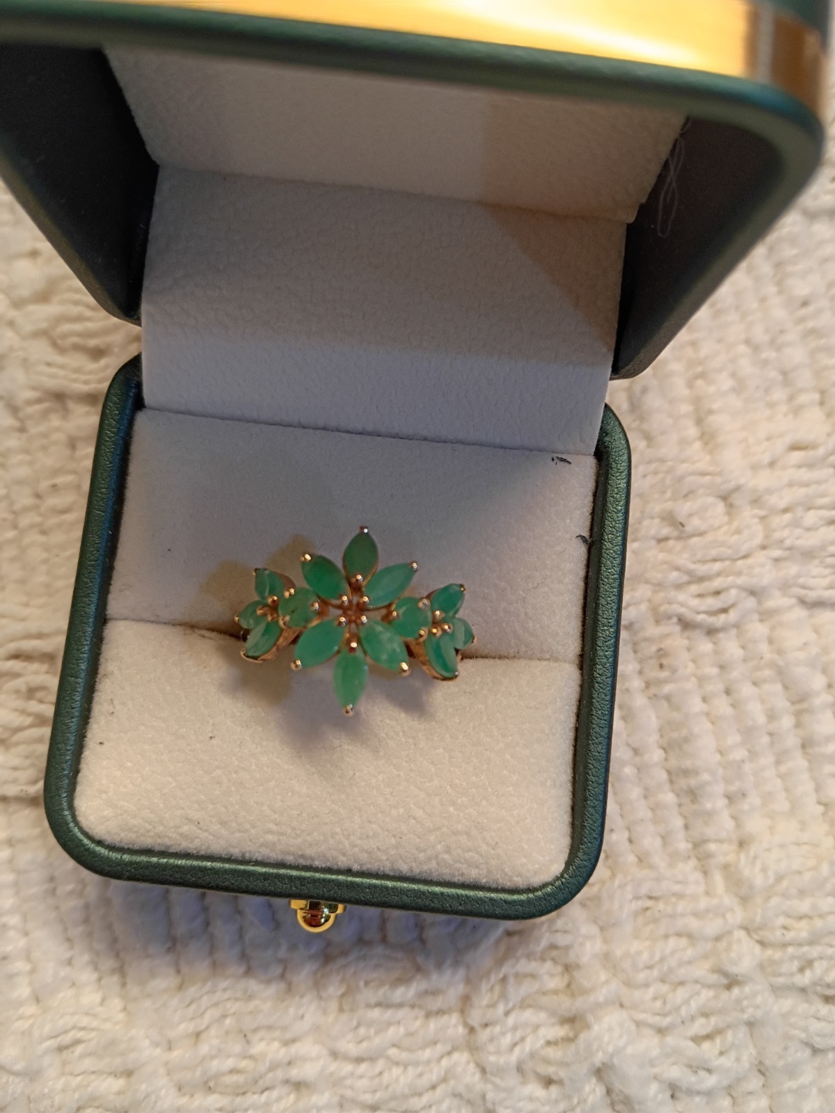 14kt Gold Women’s Marquis Cut Emerald Floral Design Ring Size 8.5