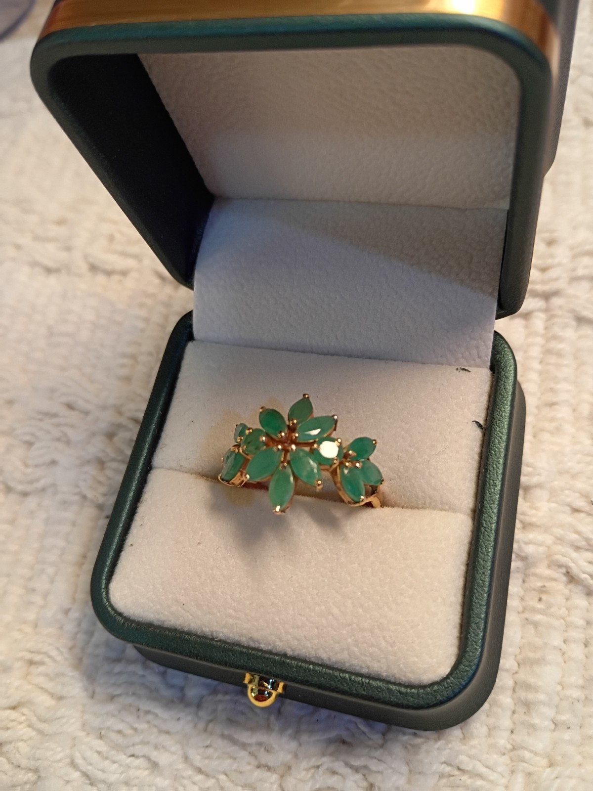 14kt Gold Women’s Marquis Cut Emerald Floral Design Ring Size 8.5