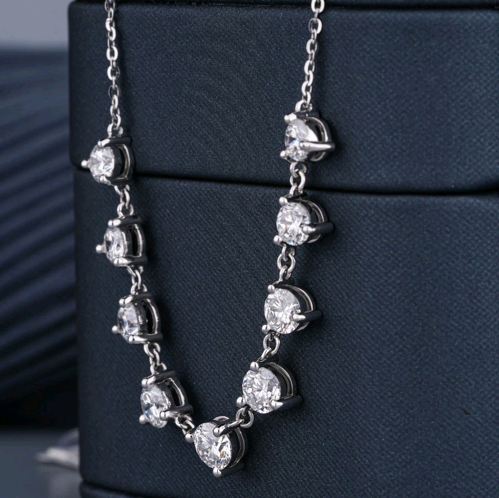 9 Ct Certified Treated Off White Diamond Solitaire Chain Necklace,925 Silver