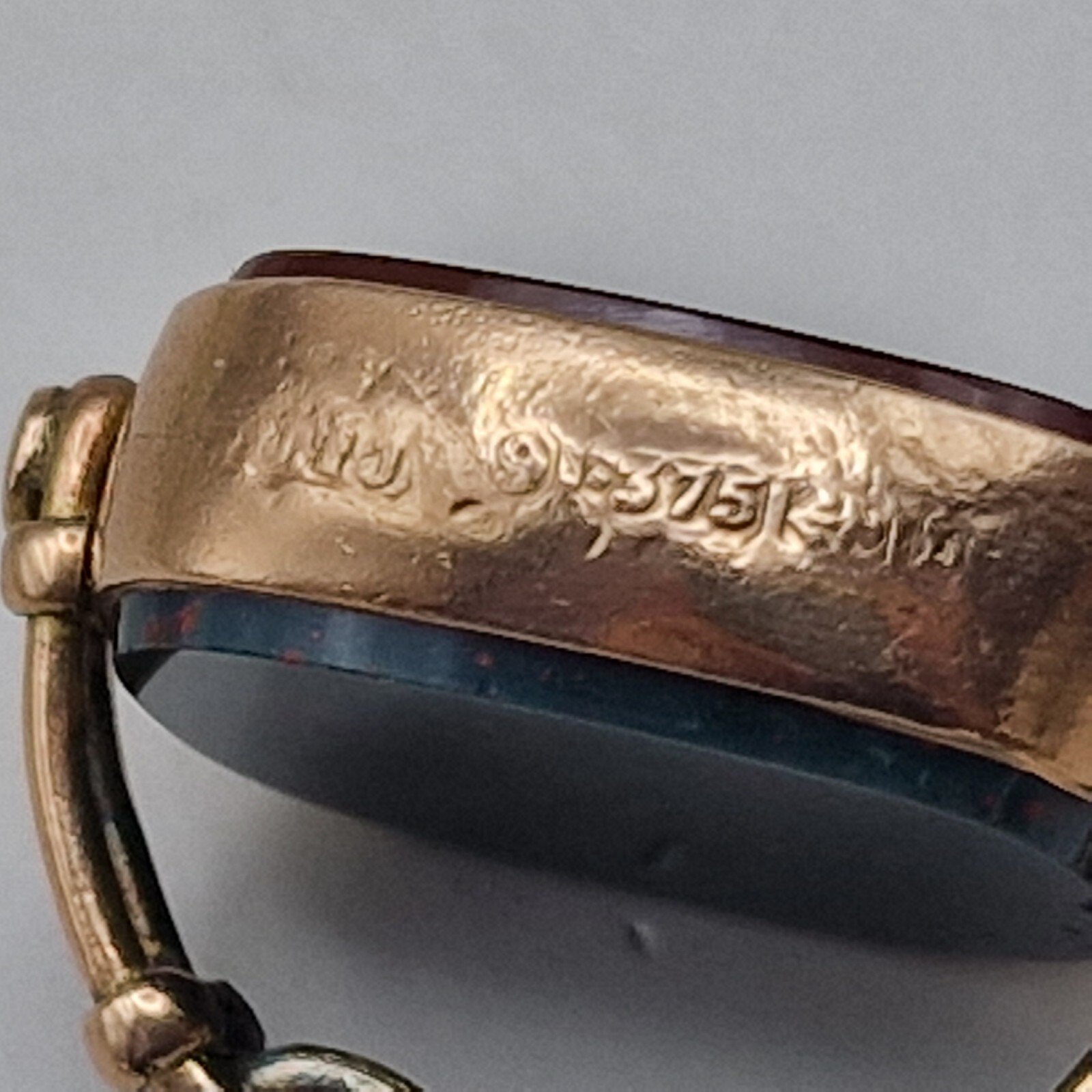 Antique 9ct Gold Spinner Fob Pendant Birmingham 1895