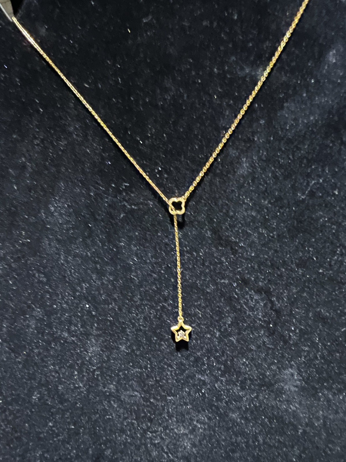 Genuine 18k Yellow Gold Solid Center Necklace