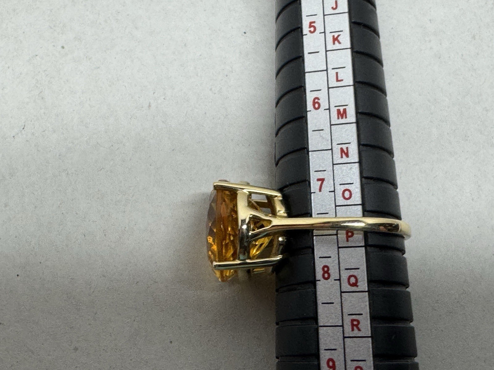 14ct yellow gold with 17.4 ct. Citrine cocktail ring size 7.5