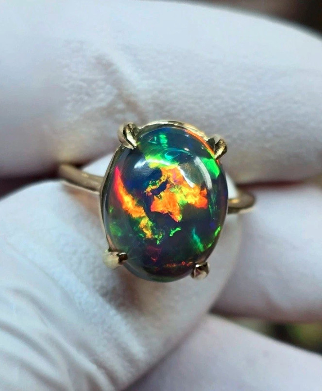 Opal Ring Natural 5.10 CT Oval Women’s And Mens rings 925 Sterling Silver Ring