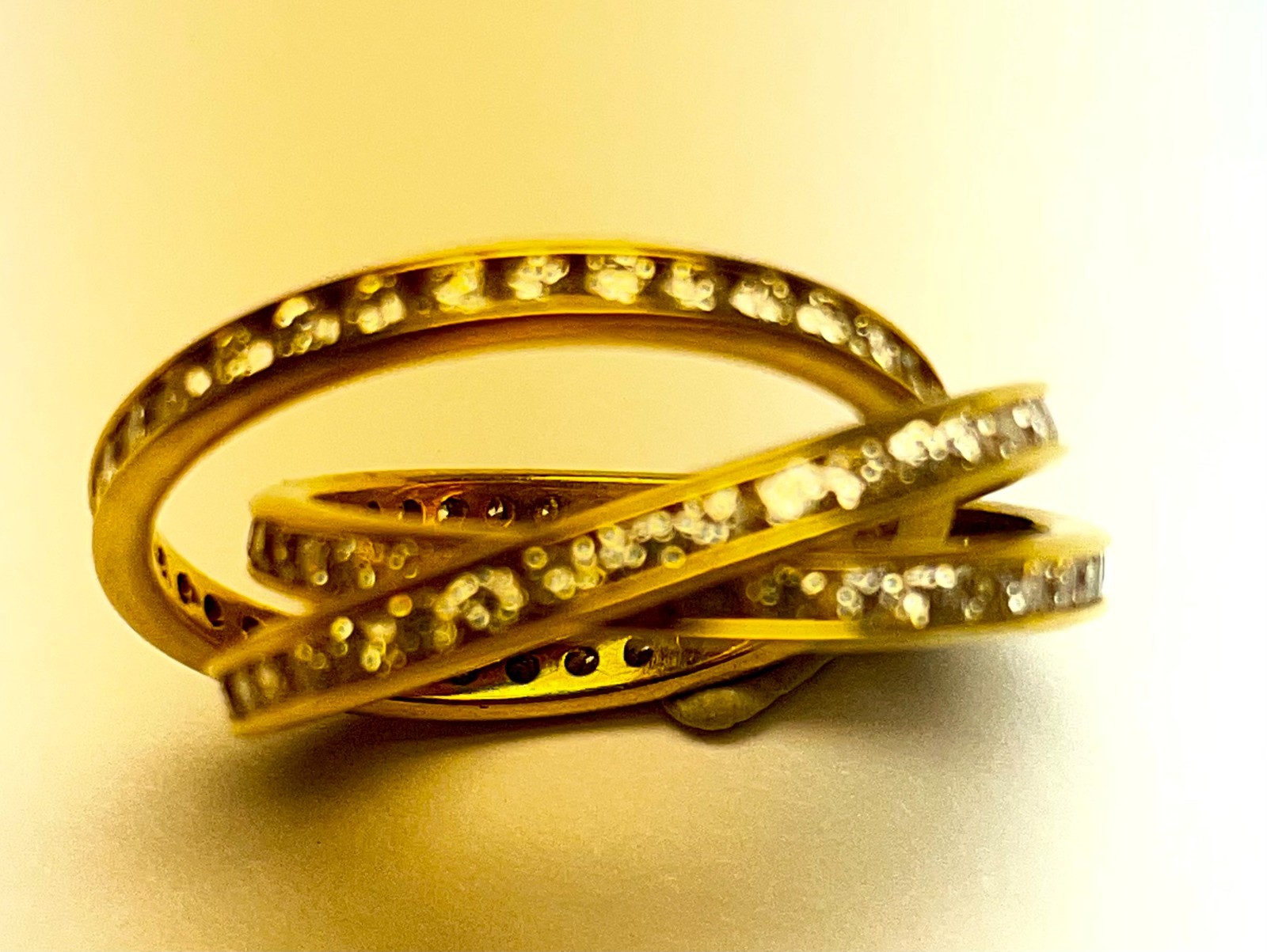 18kt Gold Tri Band Rolling Ring Eternity 99 Channel Set Diamonds 3ct, 6.22 grams