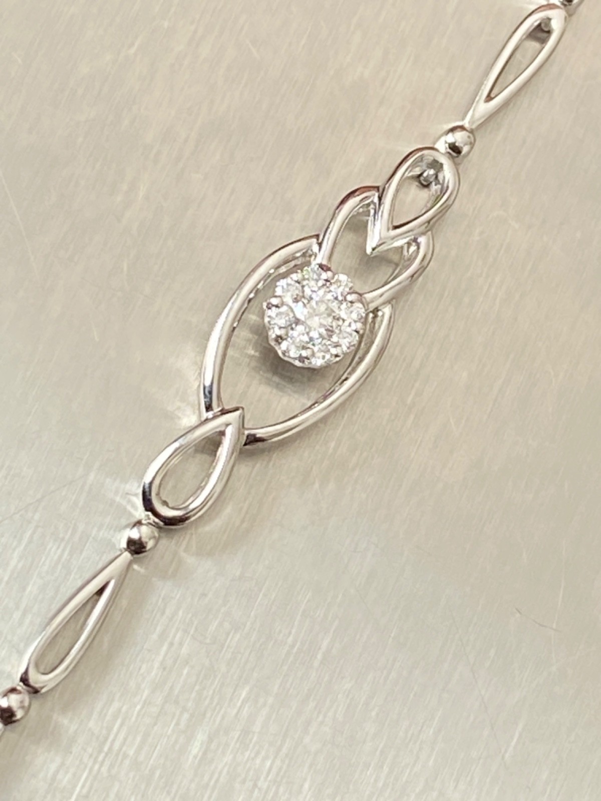 18ct Gold Natural Diamond Bracelet VS2 Clarity Colour F Diamonds 18 Carat 18K