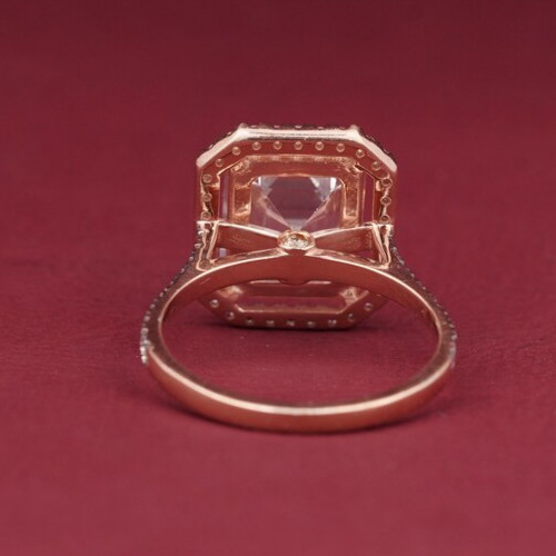 IGI Emerald-Cut 3.50Ct VS1 Lab Grown Diamond Halo Wedding Ring 14k Yellow Gold