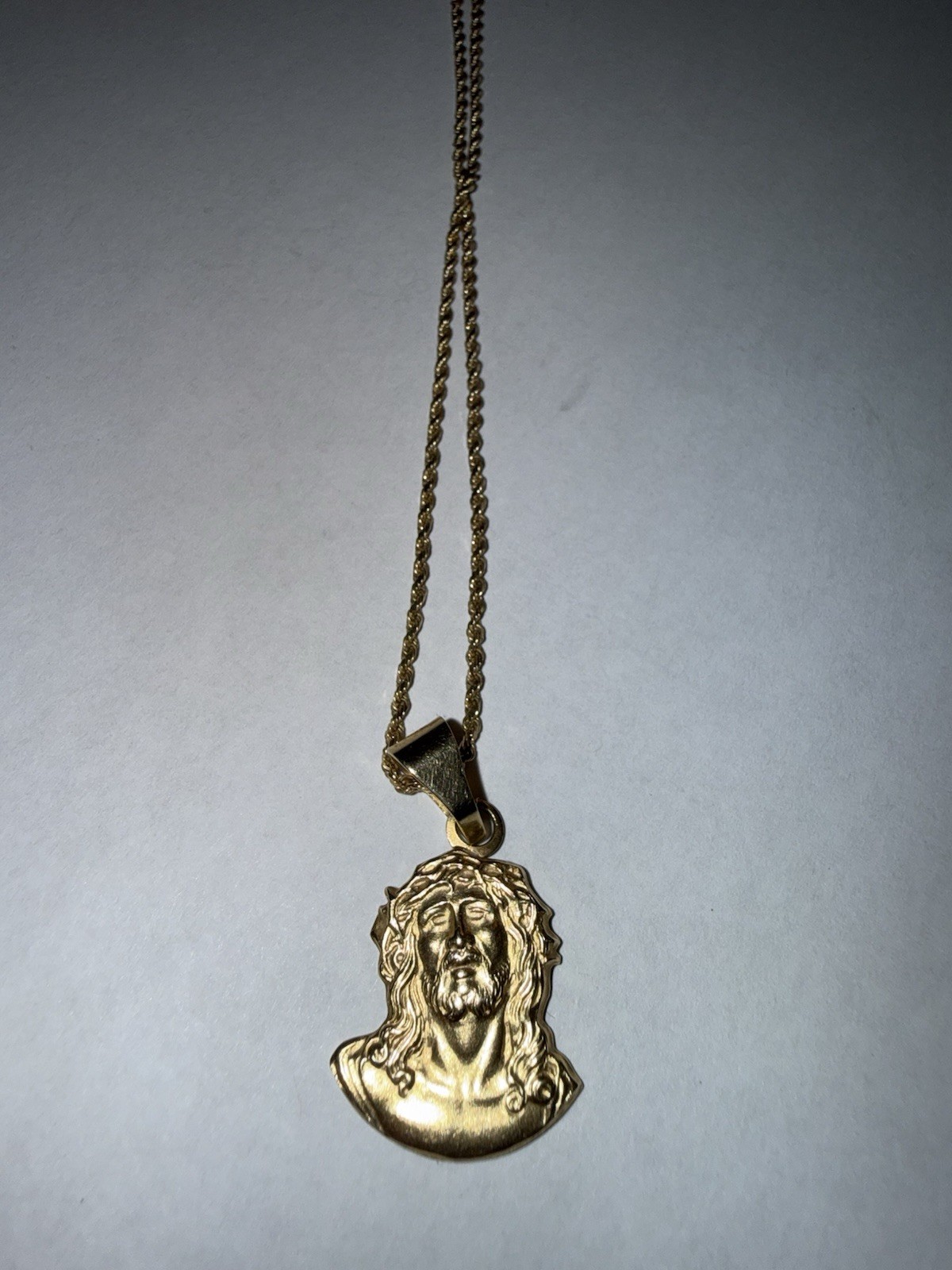 VTG 14K Solid Italian Gold Classic Jesus Face Pendant / 14K Solid Gold Chain 7gm