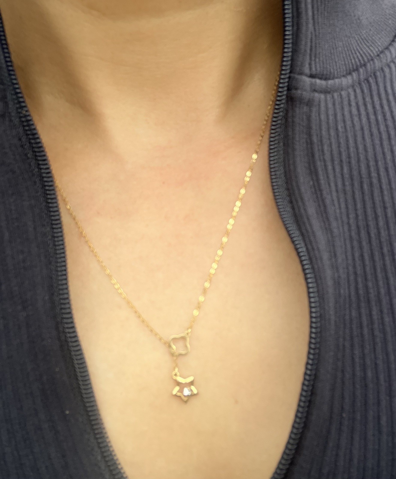 Genuine 18k Yellow Gold Solid Center Necklace