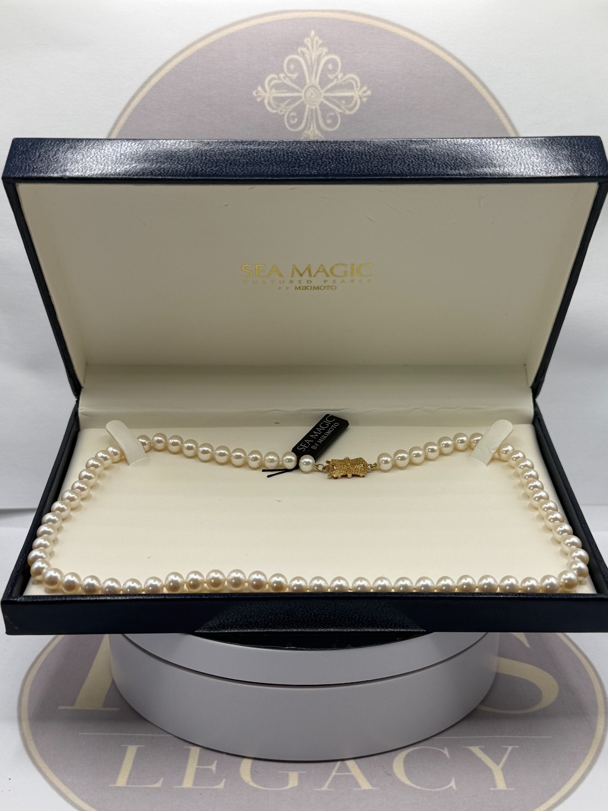 Mikimoto Sea Magic Cultured Pearl Necklace 18ct Gold Clasp with Box – PWS1779