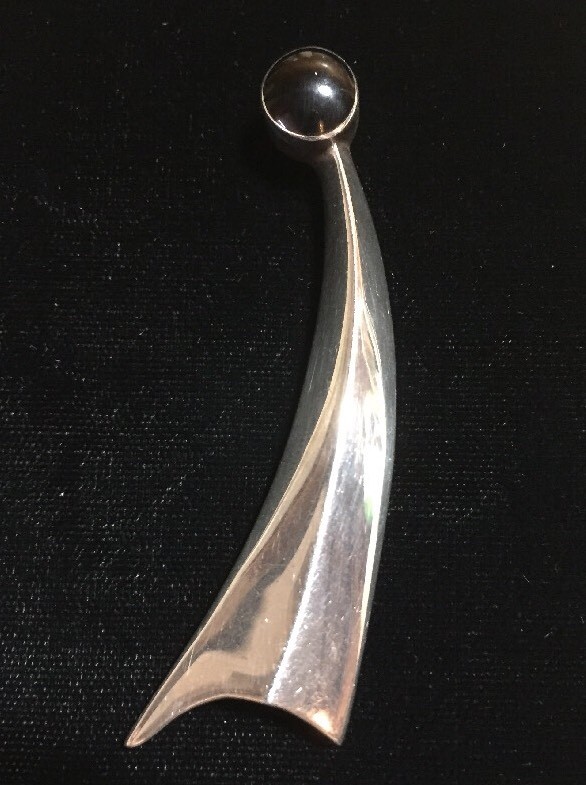 Vintage Modern Designer Sterling Onyx Brooch Signed