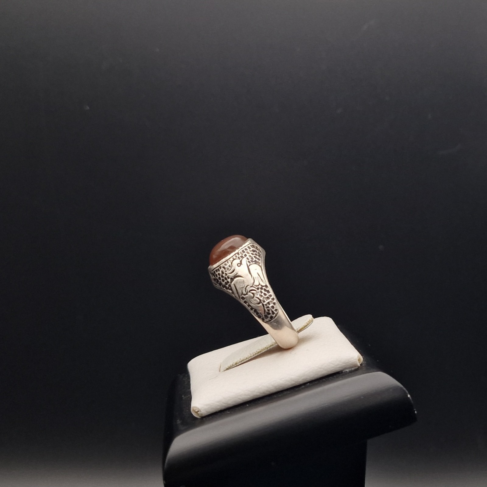 Red Brown Yemeni Aqeeq Agate Handcrafted Silver Ring For Men Or Women Akik