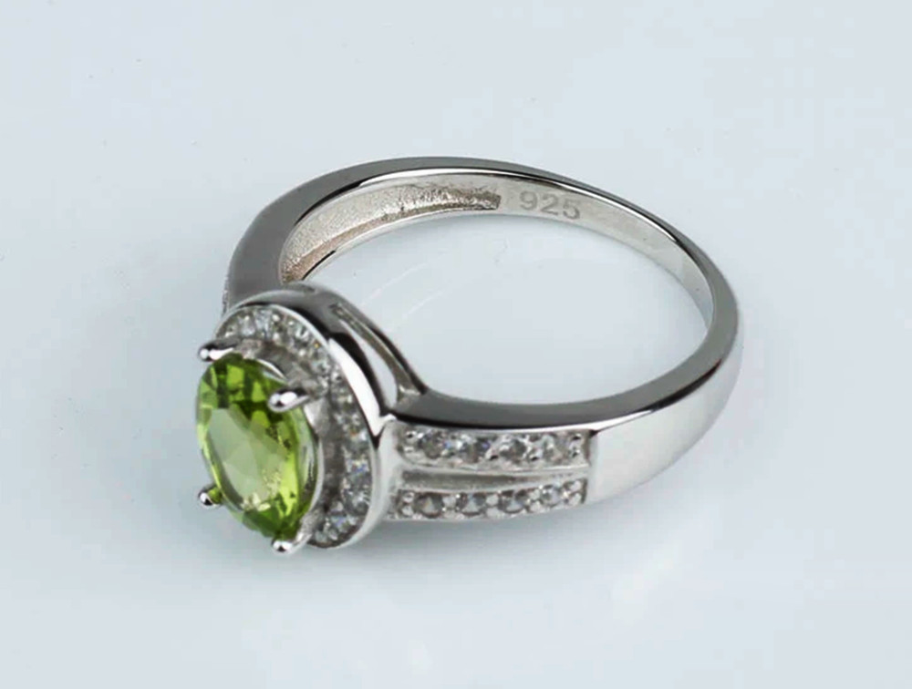 Natural Eye Clean Green Peridot Sterling Silver 925 Handmade Engagement Ring