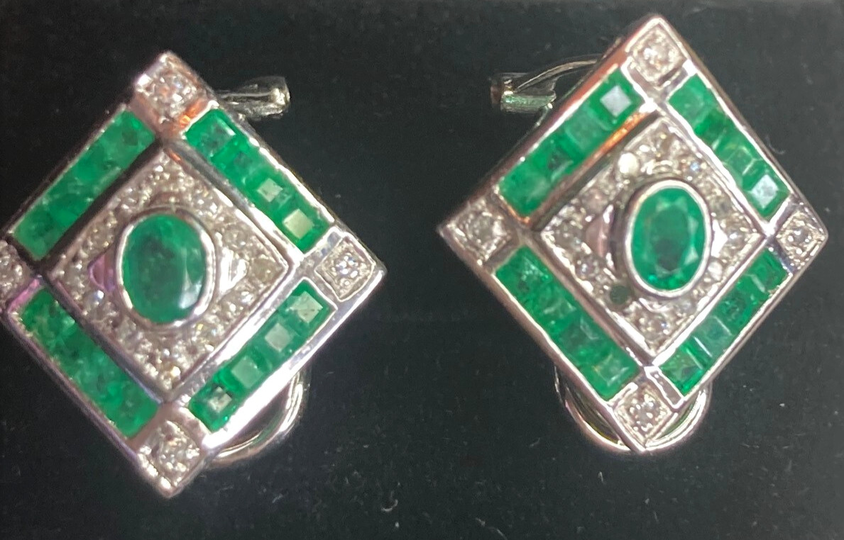 14K White Gold Earring Emerald & Diamond Square .5″W Omega Back Beauty India
