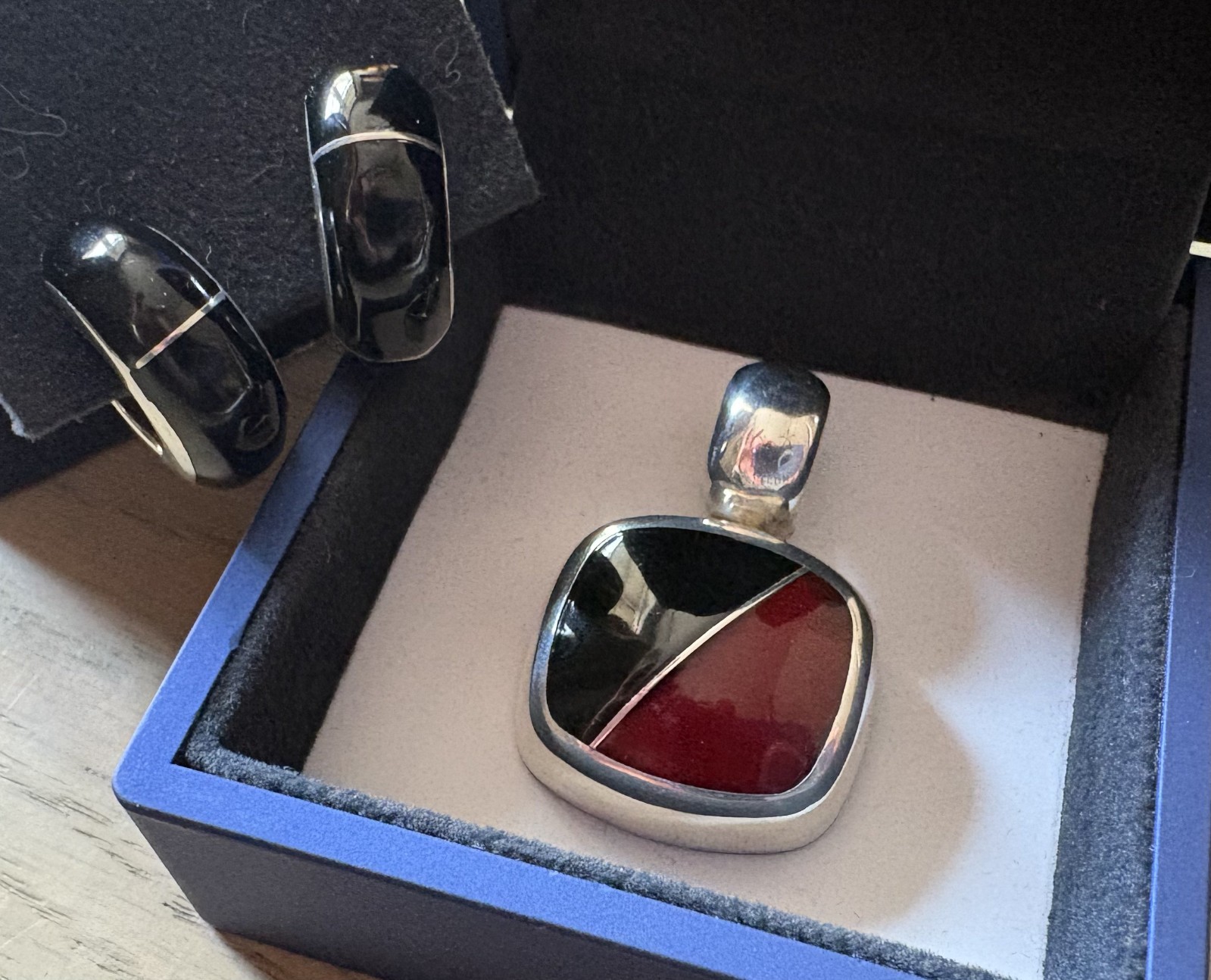 Black & Red Onyx SS Pendant & Hoop Earrings Stamped 925 Made in Mexico