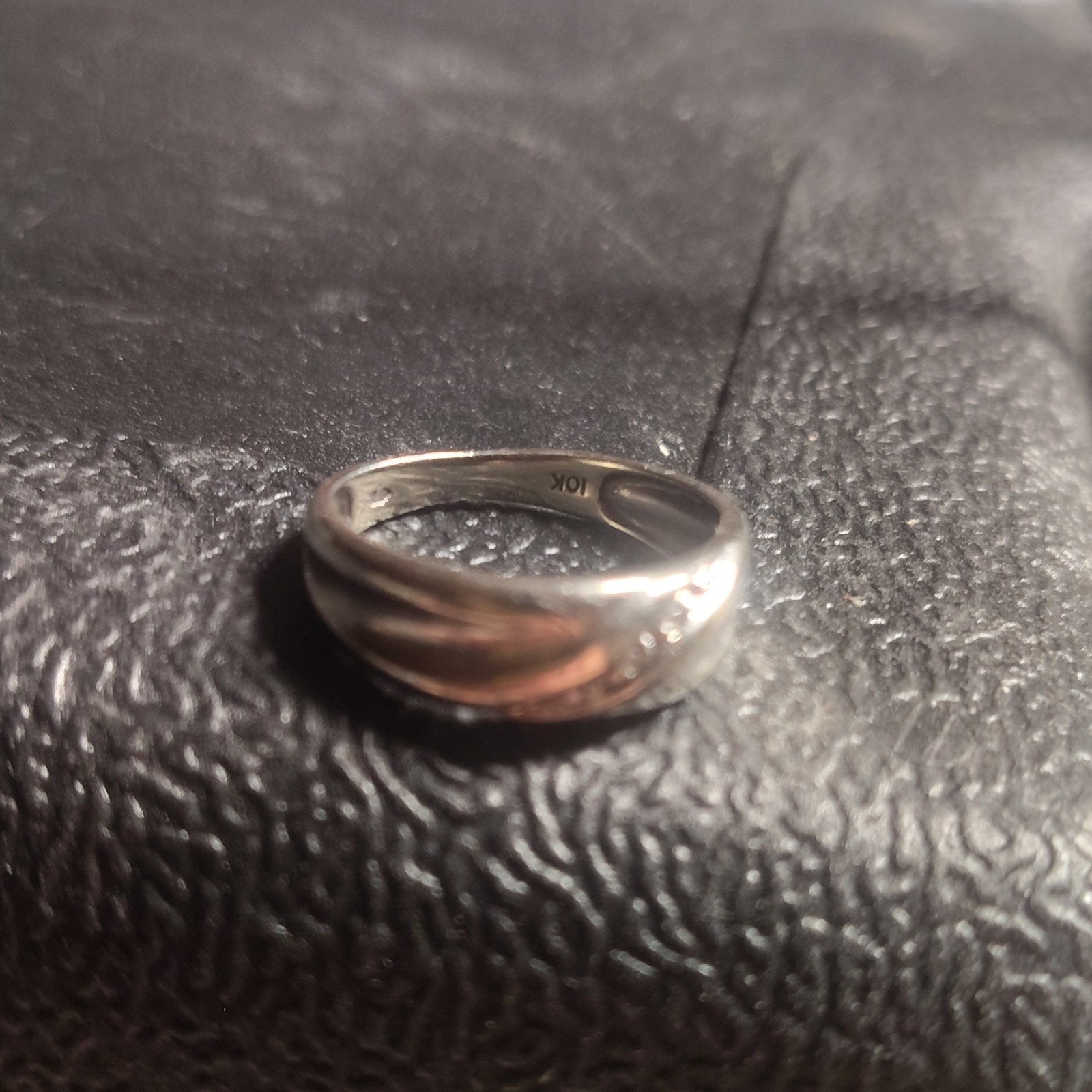 10K White Gold Natural Round Diamond Band Ring, Size 8 White/Colorless