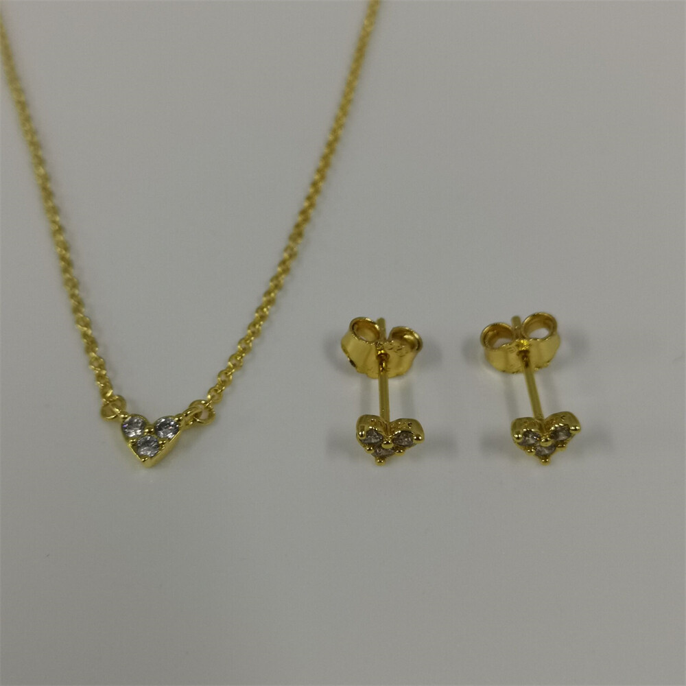 pandora Golden Triple Stone Heart Necklace and Earrings Set 45cm