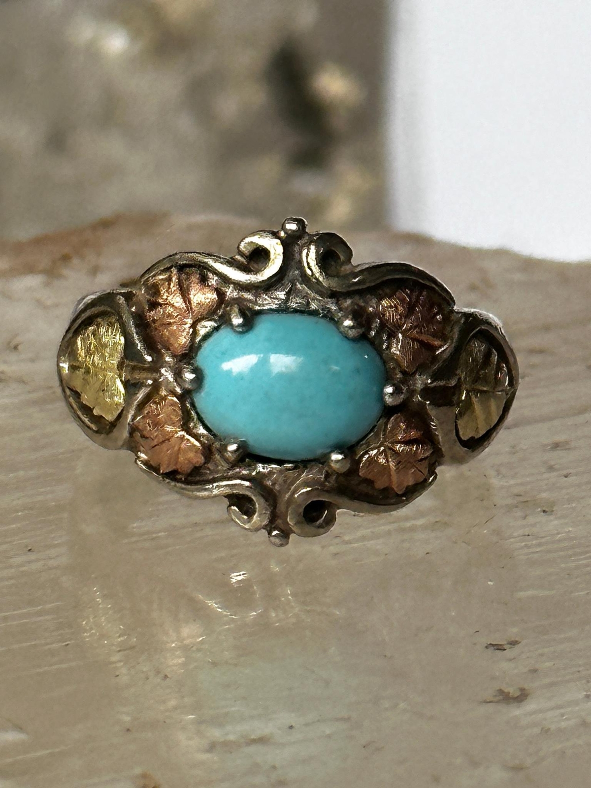 Black Hills Gold ring size 4.75 turquoise leaves sterling silver band women gir