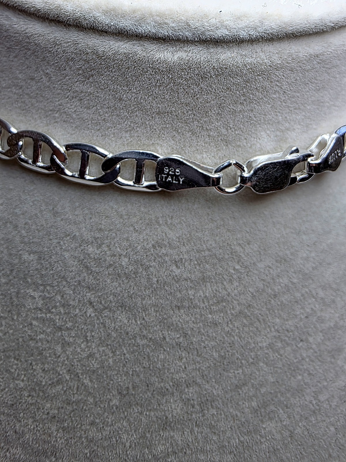 18″ 5.5mm 15g Flat Mariner Chain Solid 925 Solid Silver