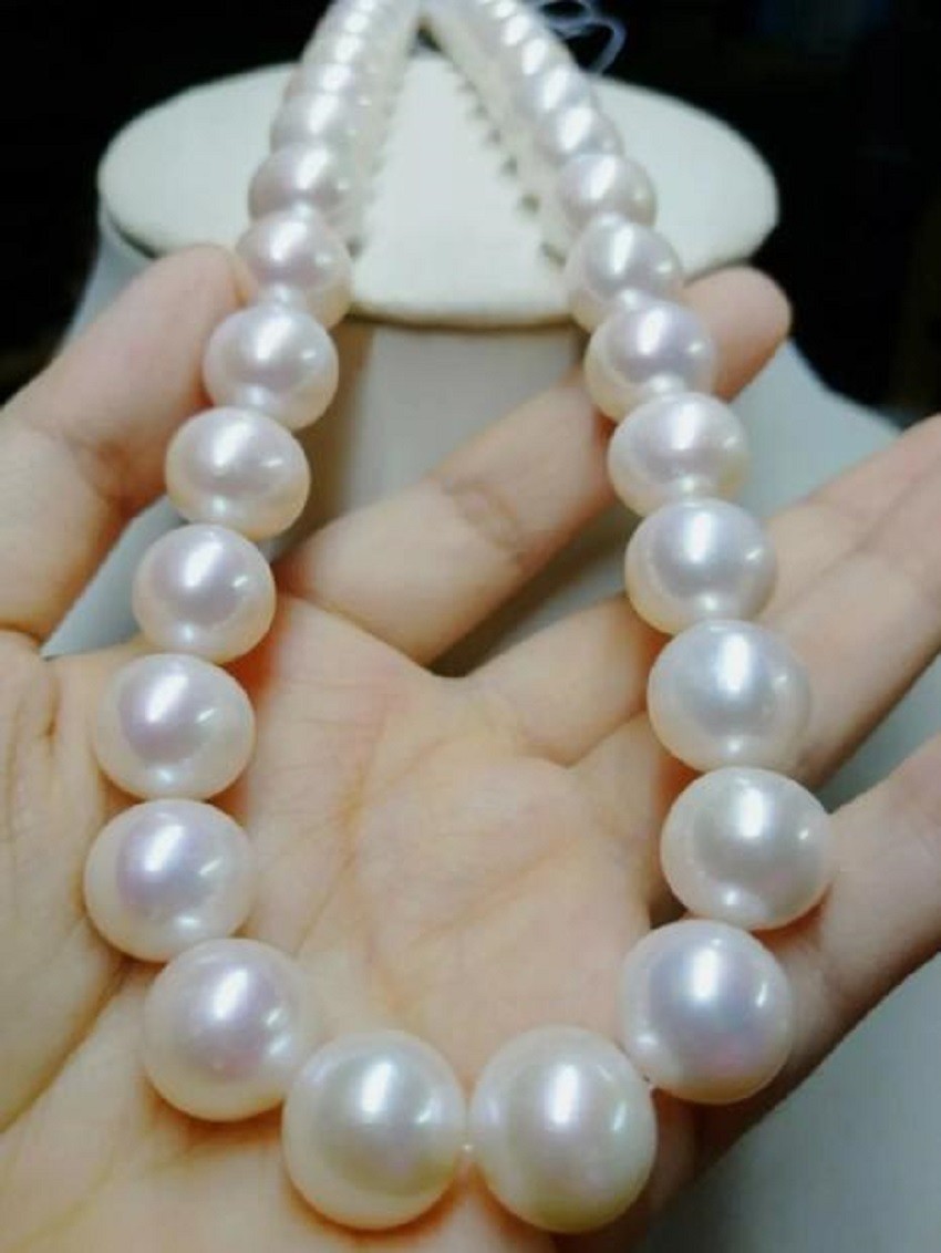 HUGE AAAA+ 10-11MM ROUND NATURAL SOUTH SEA WHITE PEARL NECKLACE 14K YELLOW CLASP