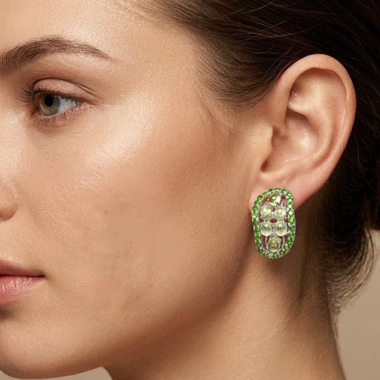 EXQUISITE NEON GREEN PERIDOT TSAVORITE OMEGA BACK EARRINGS 925 STERLING SILVER
