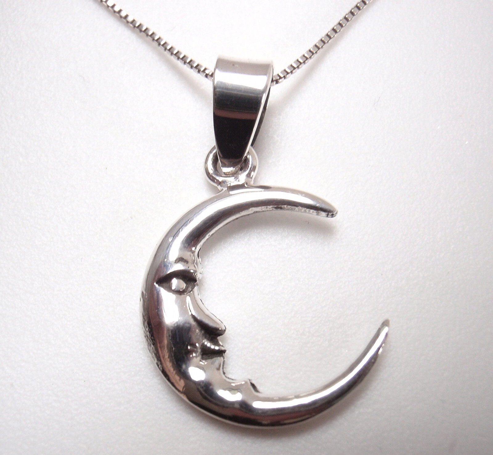Man on the Moon 925 Sterling Silver Pendant in a Crescent Moon stamped 925
