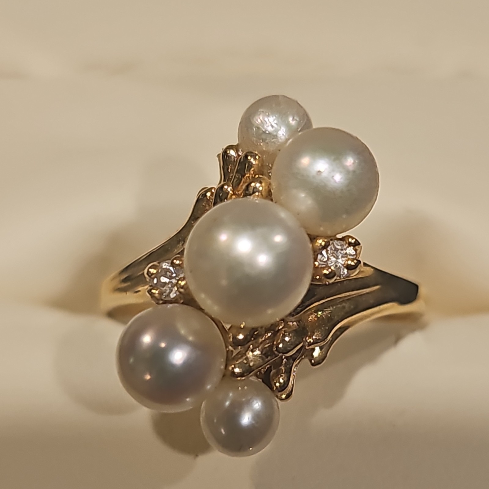 Diamond And Pearl Ring, With 5 Pearls And 2 Accent Duamonds