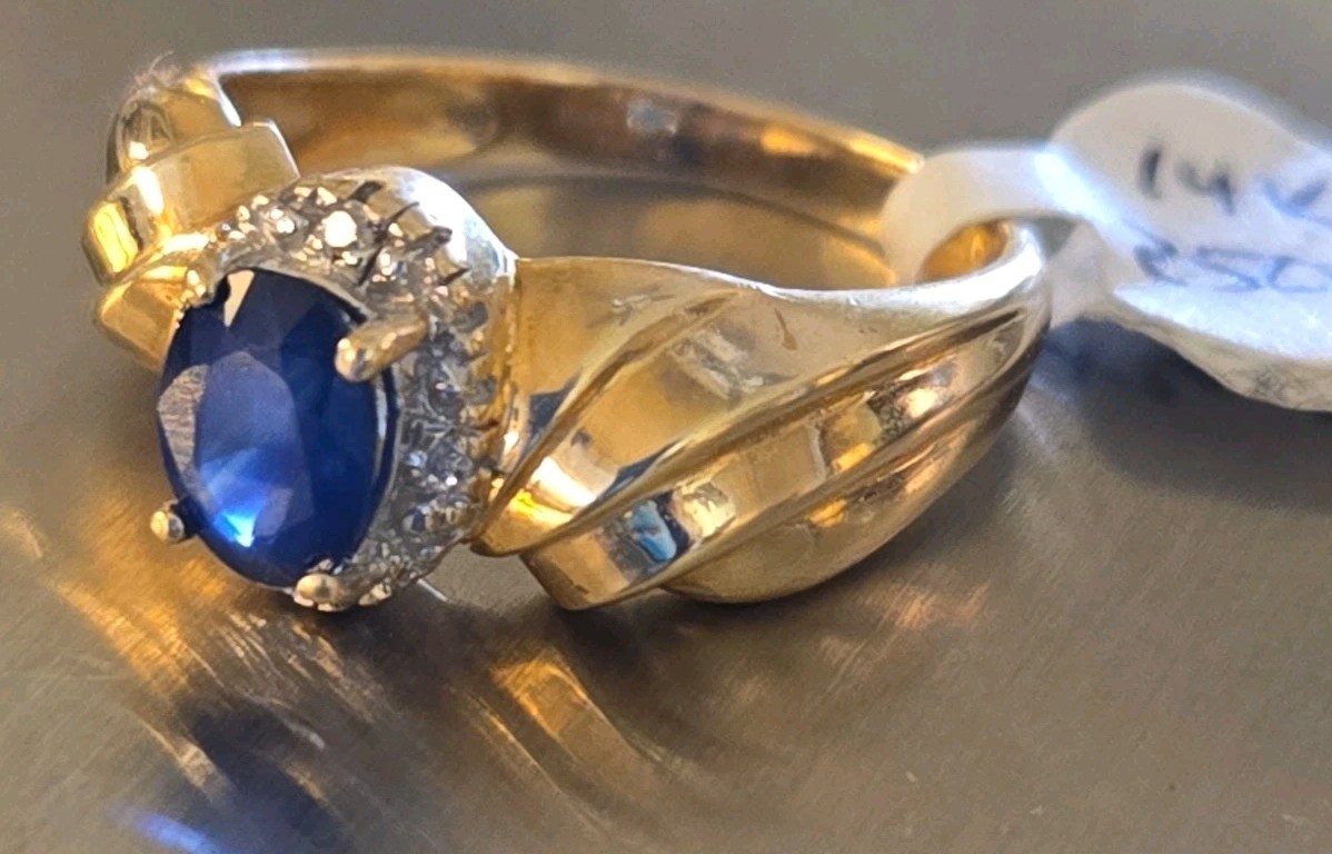 Estate 14k Solid Gold Natural Sapphire & Diamond Halo Ring Size 7.75, 3.8 grams