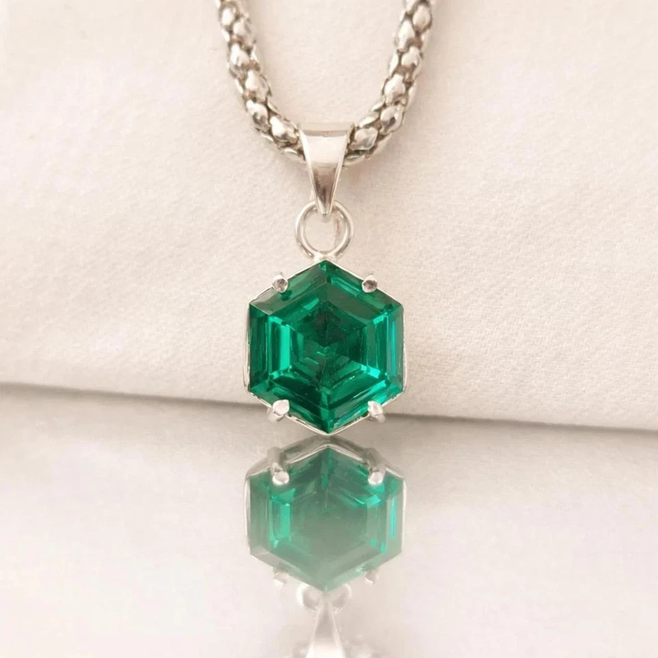 18 Ct Natural Hexagon Cut Green Emerald Pendant 925 Sterling Silver Jewelry