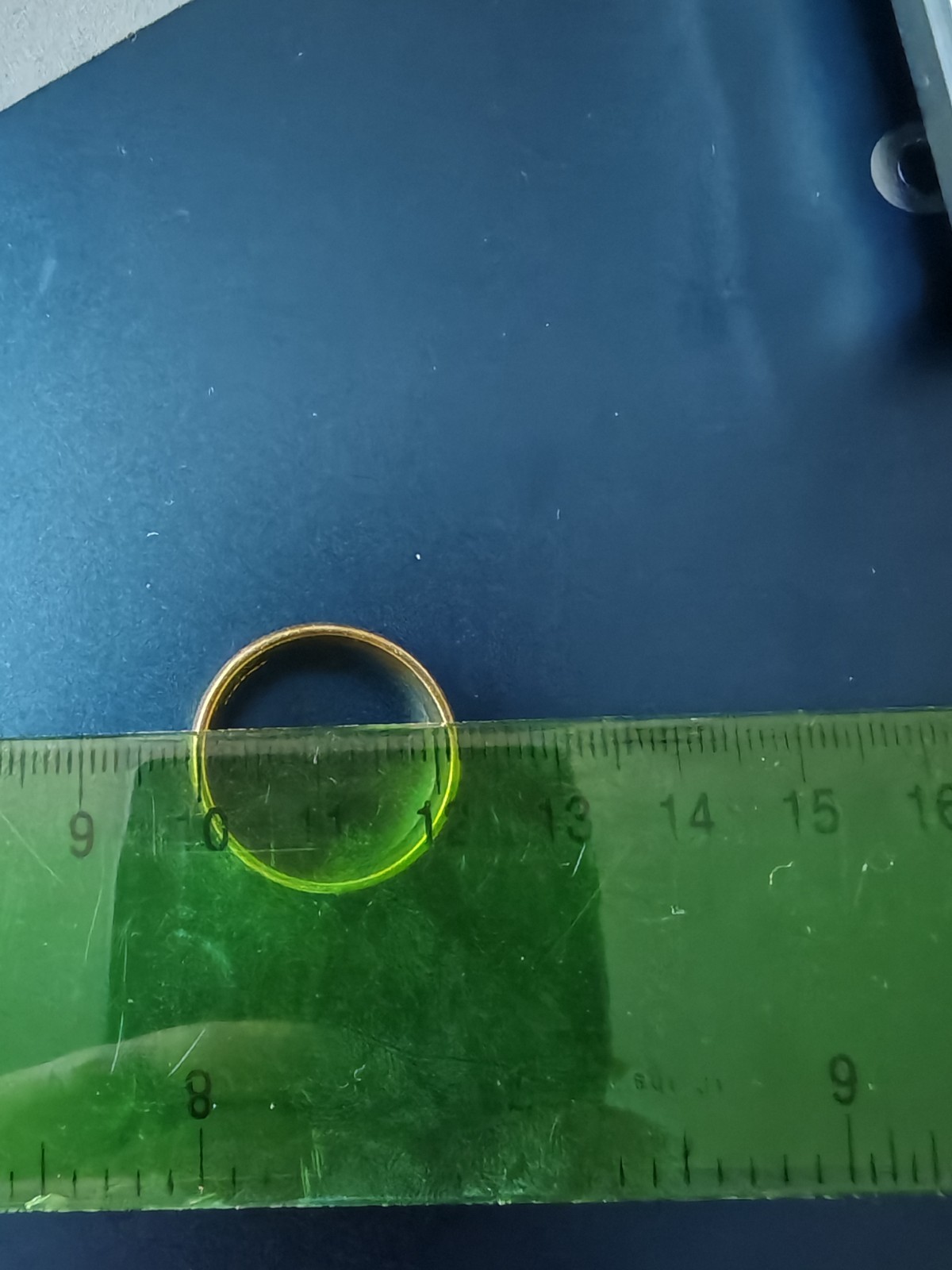 750/18 Carat Heavy Wedding Ring