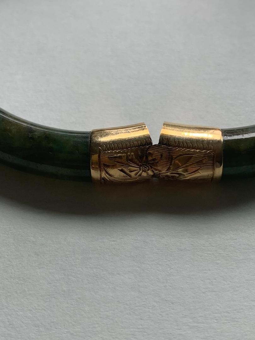 Solid Green Jade Hinged Bangle Bracelet 14K Gold Clasp safety chain Vintage
