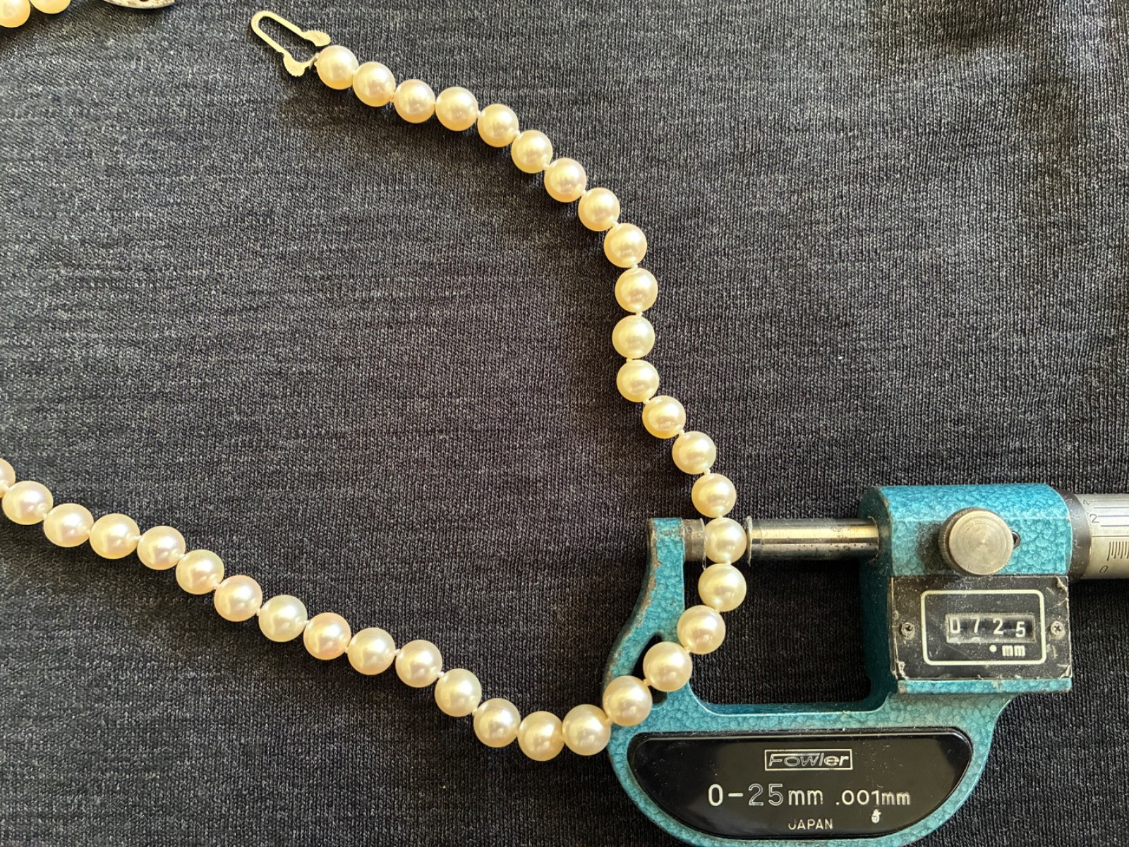 Vintage Mikimoto Akoya Pearl Necklace 7.1mm 16.5″ Sterling Silver Clasp
