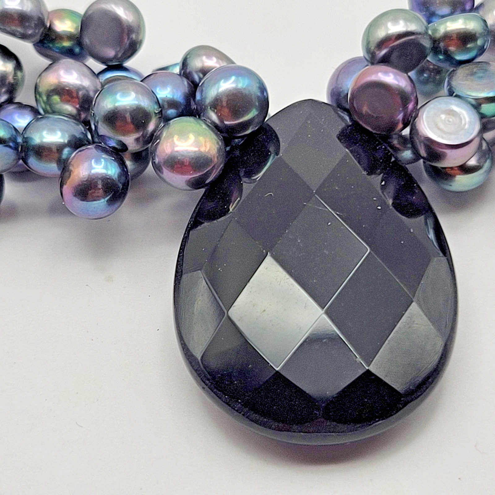 Sterling Silver Peacock Pearl Faceted Onyx Pendant Necklace Graduated Cluster