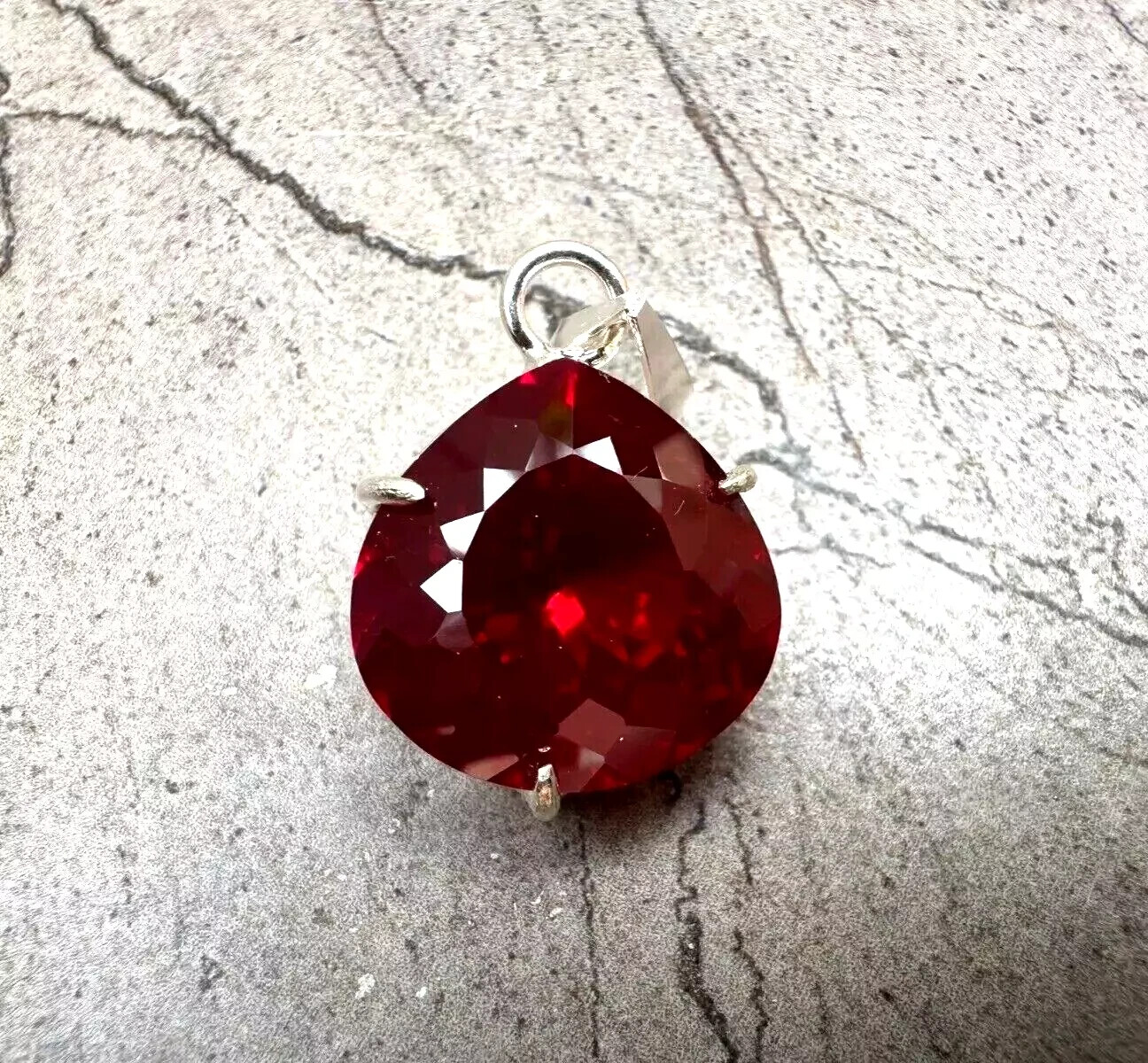 Certified 40 CT Natural Red Ruby Loose Gemstone 925 Solid Silver Pendant
