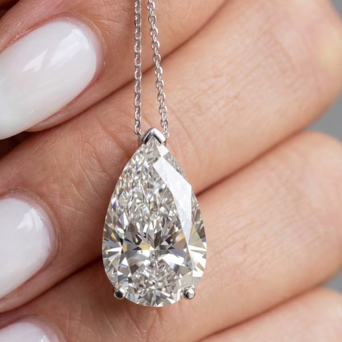 RARE 22.35 Ct Certified Treated White Diamond Solitaire Pendant, 925 Silver
