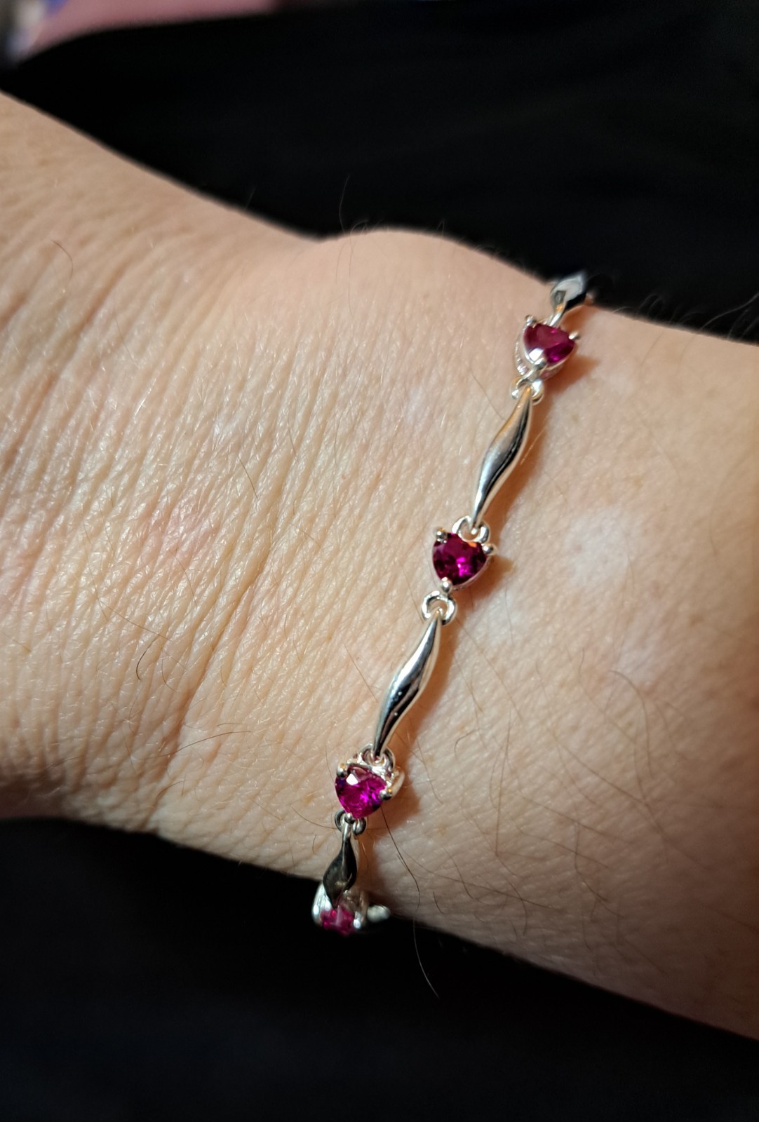Dark Pink/Red Heart Bracelet In Sterling Silver