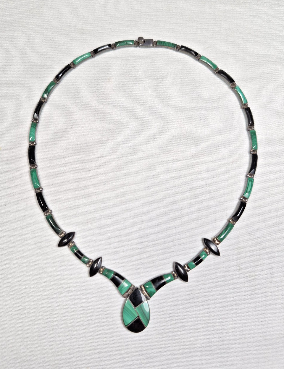 Vintage Mexico Taxco 950 Silver Black Onyx & Green Malachite 15″ Necklace