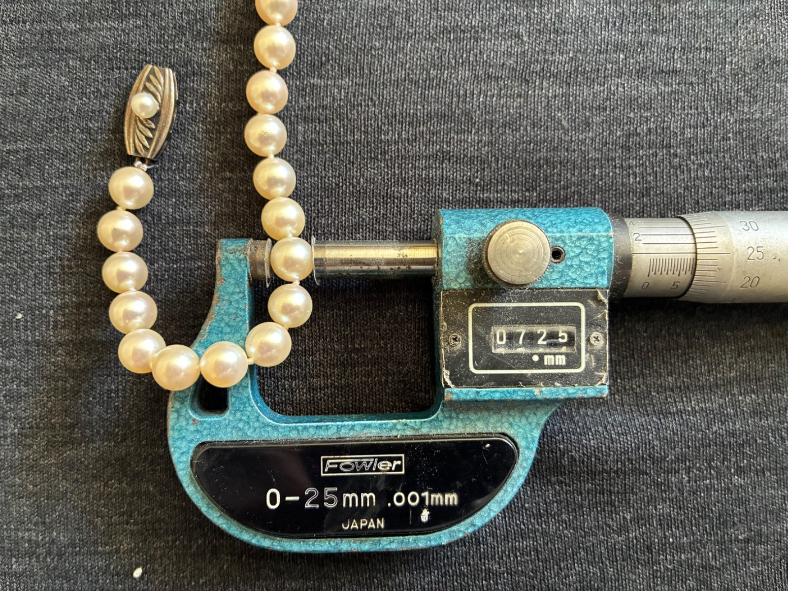 Vintage Mikimoto Akoya Pearl Necklace 7.1mm 16.5″ Sterling Silver Clasp