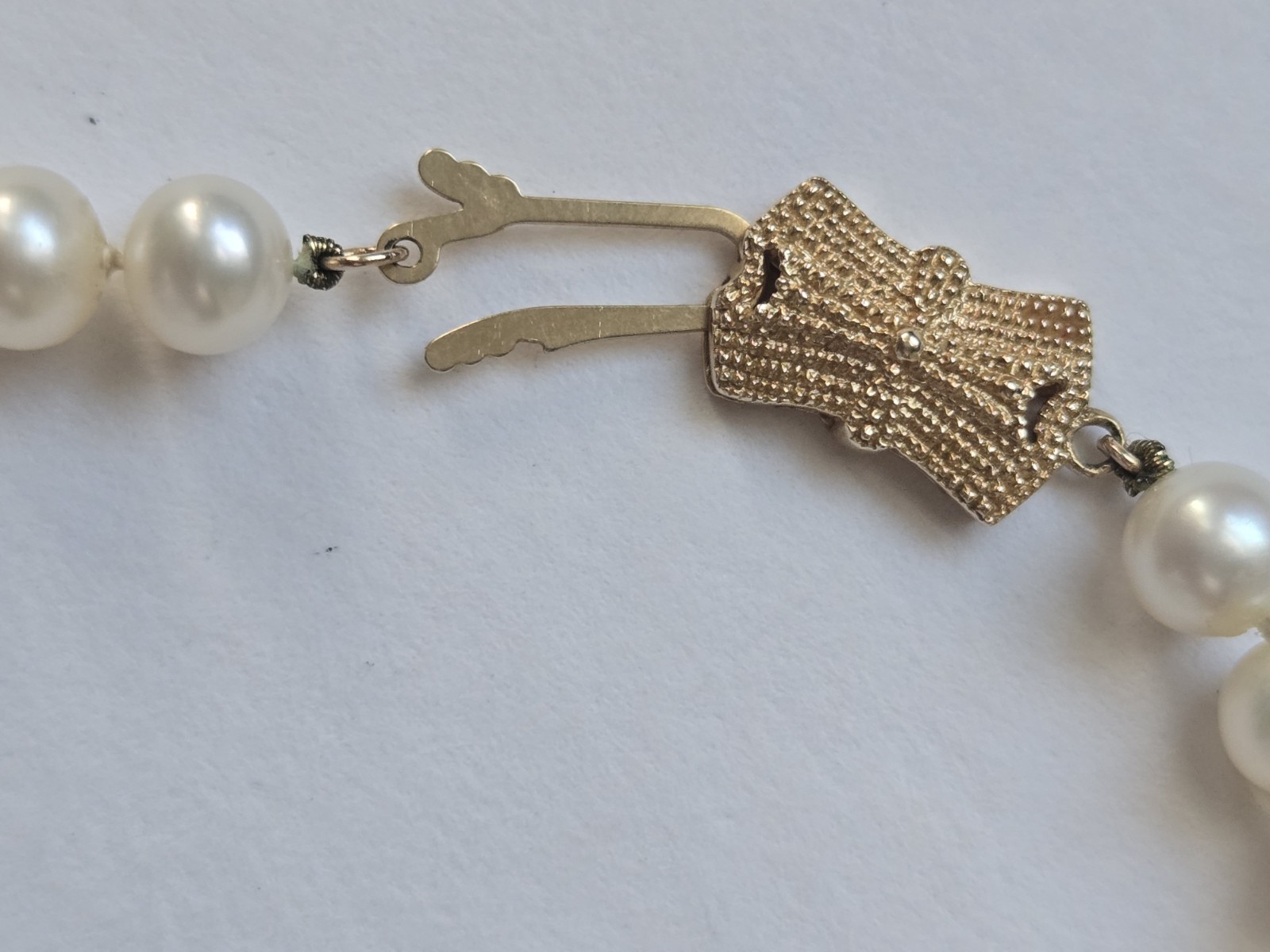 Mikimoto Blue Lagoon Solid 14K Gold Pearl Necklace-23.12 Grams