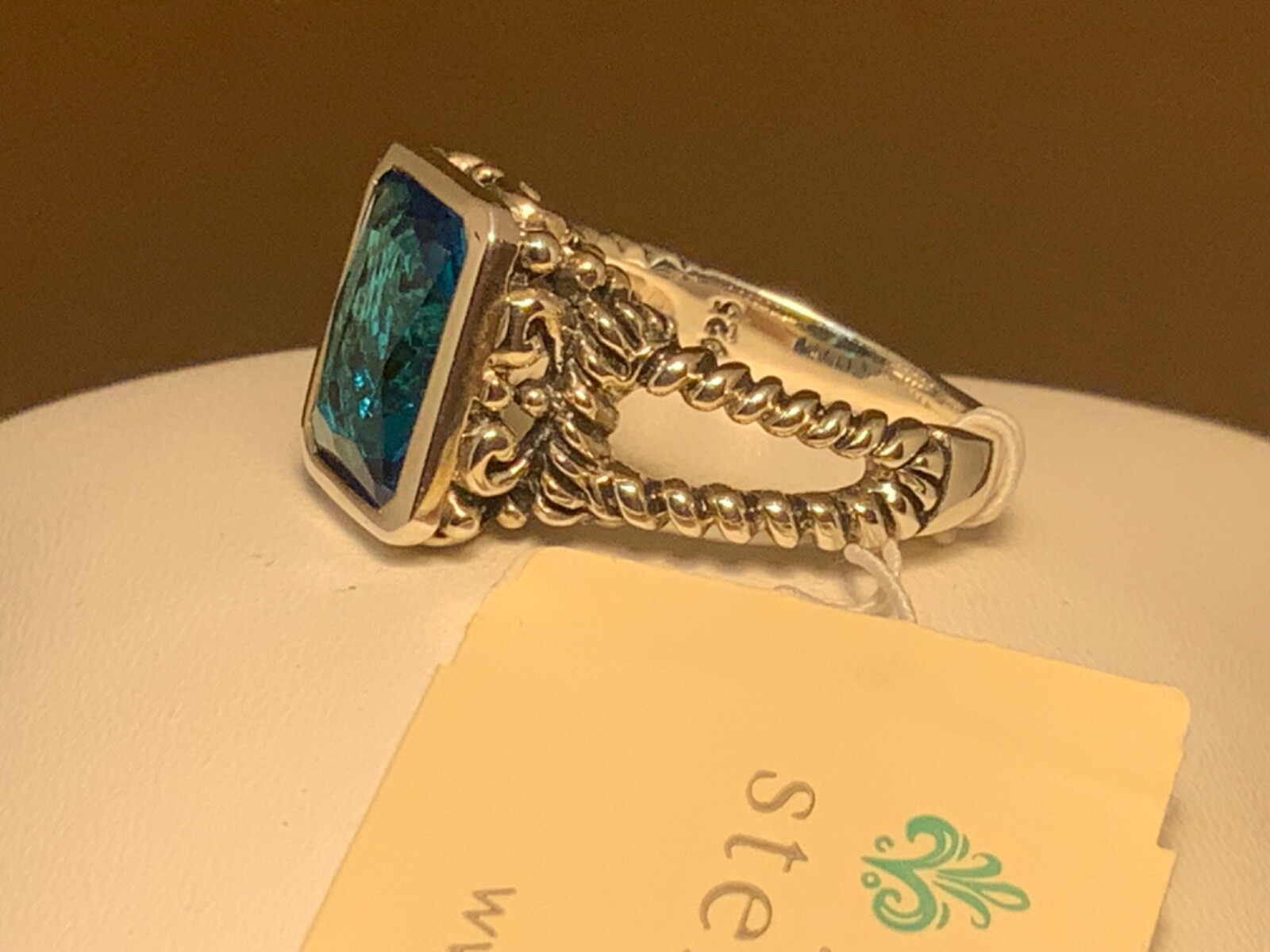 🌸 Barse Sterling Silver Blue Crystal Rectangle Ring Size 8 (R37) 🌸NEW