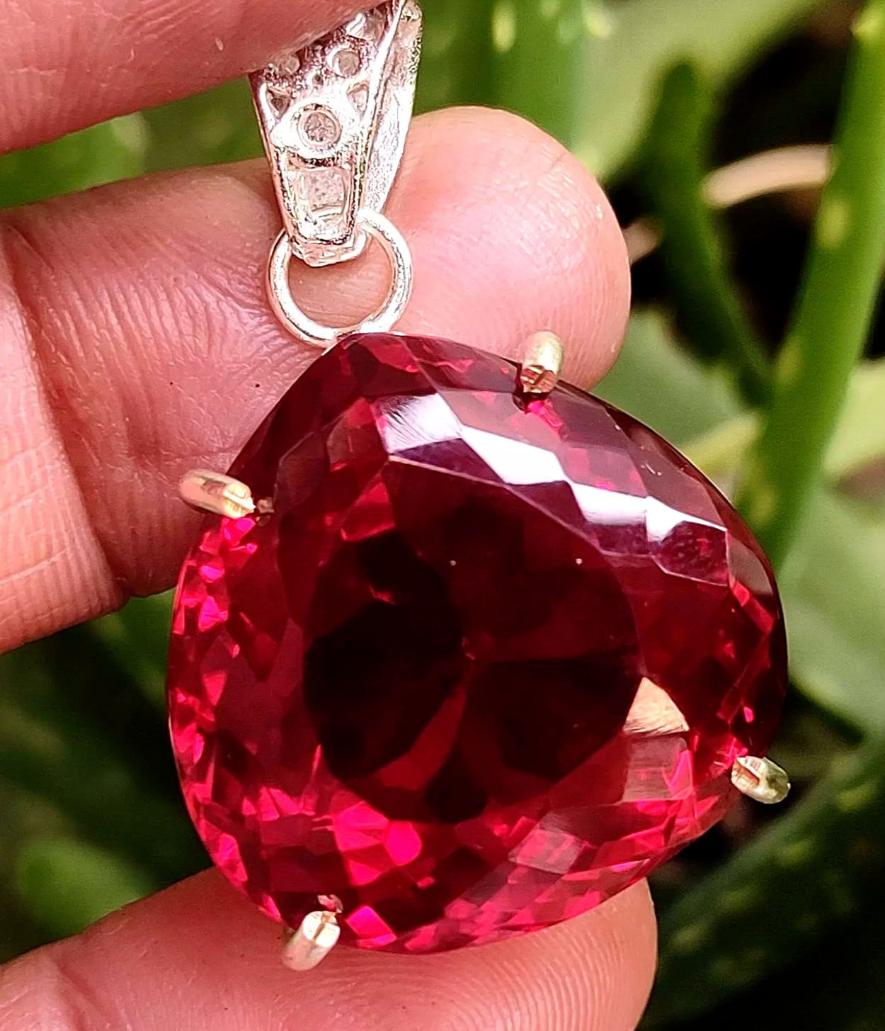 Certified 76.05 Ct Natural Red Red Ruby 925 Solid Silver Pendant Loose Gemstone
