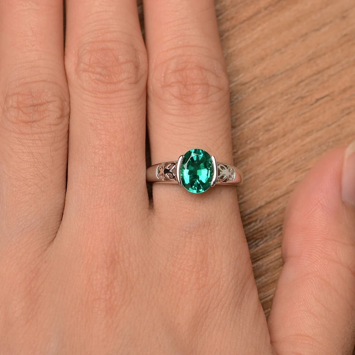 925 Sterling Silver Green Emerald Lab Created Gemstone Women Ring Duty Free